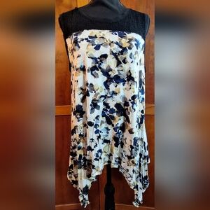 SIMPLY VERA Vera Wang Sleeveless Floral Print Tunic with Lace